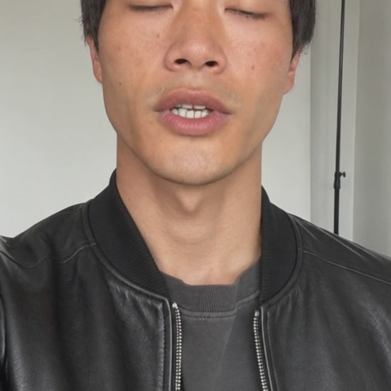 シープスキン ボンバージャケット — ブラック、動画